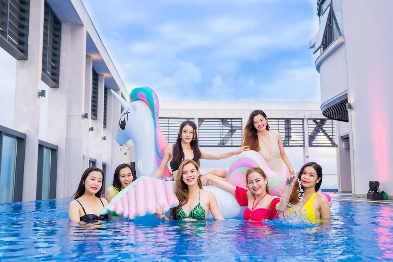 Luxury Apartment Ocean View Free Pool Da Nang